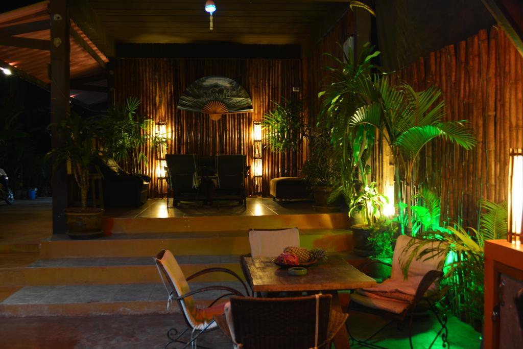 M&M Guesthouse Koh Chang Exterior photo